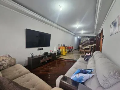 Sobrado com 4 Quartos à venda, 202m² no Jardim Bom Clima, Guarulhos