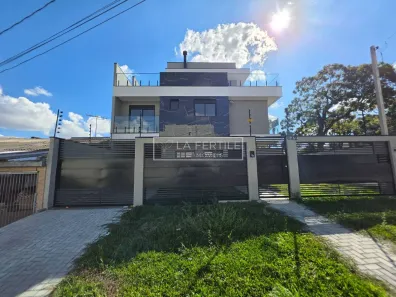 Sobrado com 3 Quartos à venda, 159m² no Água Verde, Curitiba