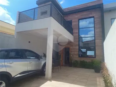 Sobrado com 5 Quartos à venda, 300m² no Interlagos, São Paulo