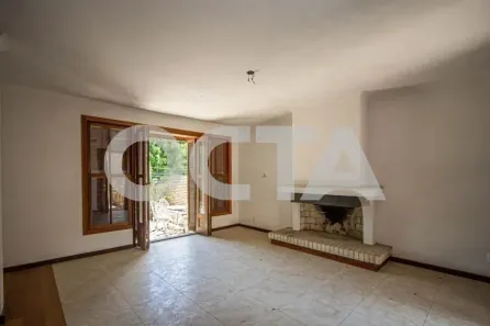Casa com 4 Quartos para alugar, 400m² no Chácara das Pedras, Porto Alegre