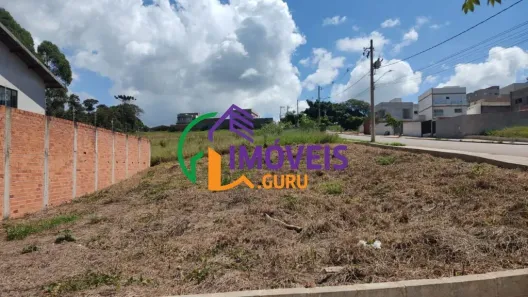 Lote/Terreno à venda, 420m² no Parque Pinheiros, Poços de Caldas