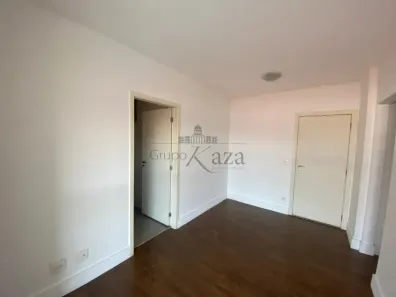 Casa de Condomínio com 2 Quartos para alugar, 63m² no Condomínio Royal Park, São José dos Campos