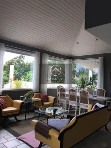 Casa com 4 Quartos à venda, 275m² no Piratininga, Niterói