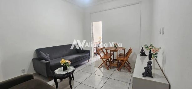 Apartamento com 2 Quartos para venda ou aluguel, 60m² no Copacabana, Rio de Janeiro