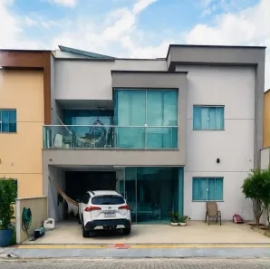 Casa de Condomínio com 4 Quartos à venda, 250m² no Alto do Calhau, São Luís