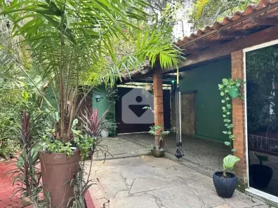 Casa com 4 Quartos para alugar, 180m² no Cosme Velho, Rio de Janeiro