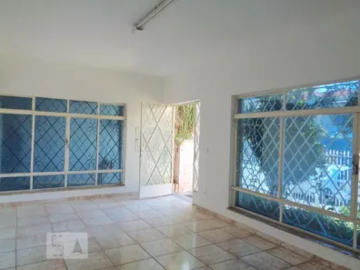 Casa com 3 Quartos à venda, 240m² no Água Branca, São Paulo