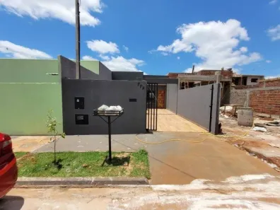 Casa com 1 Quarto à venda, 55m² no Jardim Sol Nascente II, Campo Mourão