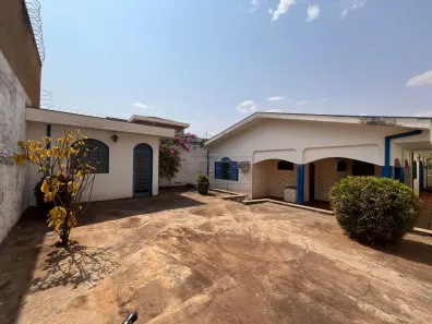 Ponto Comercial com 4 Quartos para alugar, 238m² no Jardim América, Ribeirão Preto