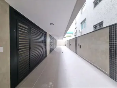 Casa de Condomínio com 2 Quartos à venda, 88m² no Ponta da Praia, Santos