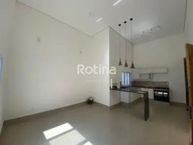 Casa com 3 Quartos à venda, 160m² no Cidade Jardim, Uberlândia