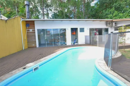 Casa com 2 Quartos à venda, 180m² no Campeche, Florianópolis