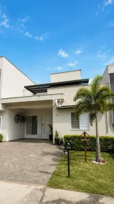Casa de Condomínio com 3 Quartos para alugar, 160m² no Cajuru do Sul, Sorocaba