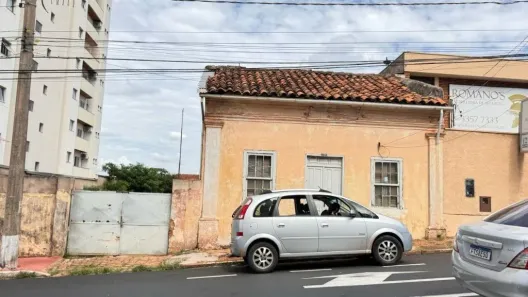 Lote/Terreno à venda, 402m² no Centro, Araraquara