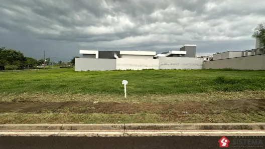Lote/Terreno à venda, 300m² no Parque Residencial Mart Ville, Presidente Prudente