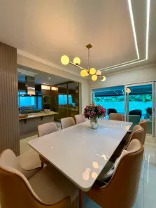 Sobrado com 4 Quartos à venda, 370m² no Jardim Itália, Cuiabá