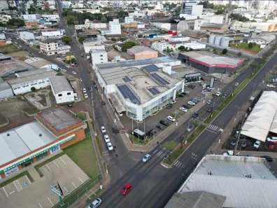 Sala Comercial para alugar, 4000m² no Passo dos Fortes, Chapecó