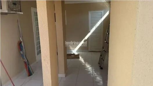 Casa de Condomínio com 3 Quartos à venda, 130m² no Jardim Esperança, Londrina
