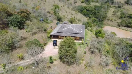 Fazenda/Sítio com 2 Quartos à venda, 140m² no Ipiranga, Guararema