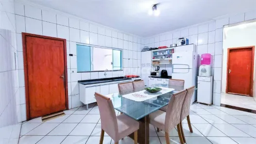 Casa com 3 Quartos à venda, 175m² no Cidade Jardim, Americana