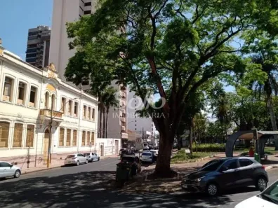 Sala Comercial para alugar, 160m² no Fundinho, Uberlândia