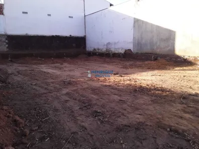 Lote/Terreno à venda, 420m² no Parque Universitário, Rio Claro