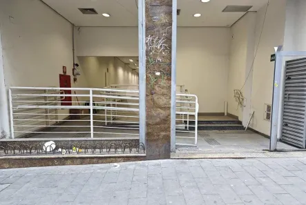 Ponto Comercial para alugar, 1080m² no República, São Paulo