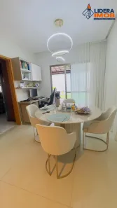 Casa com 3 Quartos à venda, 200m² no SIM, Feira de Santana