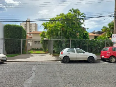 Ponto Comercial para alugar, 380m² no Centro, Uberlândia