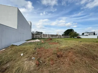 Lote/Terreno à venda, 240m² no Jardim Jockey Clube, São Carlos