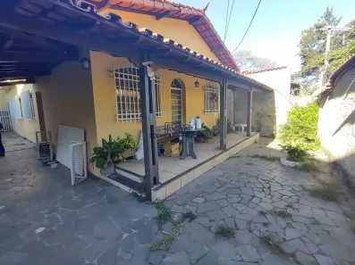 Casa com 3 Quartos à venda, 574m² no Caiçaras, Belo Horizonte