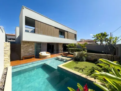 Casa com 3 Quartos à venda, 358m² no Parque do Lago, Espírito Santo do Pinhal