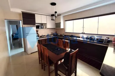 Casa com 2 Quartos à venda, 125m² no Jardim Marek, Santo André