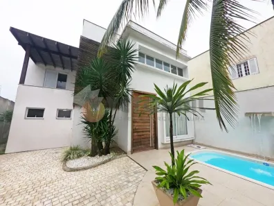 Sobrado com 4 Quartos à venda, 320m² no Sumaré, Caraguatatuba