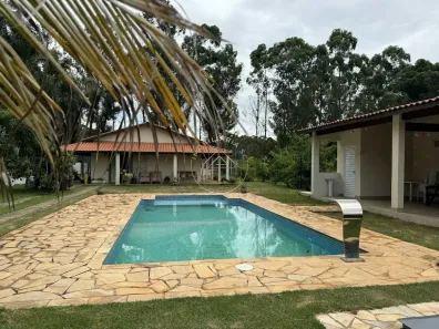 Fazenda/Sítio com 3 Quartos à venda, 1000m² no , Mairinque