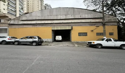 Galpão/Depósito/Armazém para alugar, 700m² no Vila Regente Feijó, São Paulo