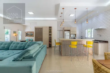 Casa de Condomínio com 3 Quartos à venda, 200m² no Caixa D´Água, Vinhedo