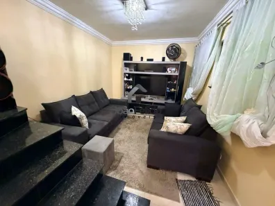 Sobrado com 3 Quartos para alugar, 99m² no Jardim Pilar, Mauá