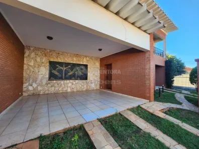 Sobrado com 3 Quartos à venda, 390m² no Vila Curti, São José do Rio Preto