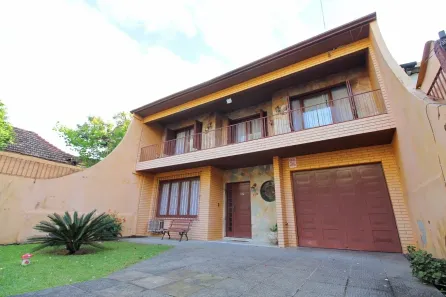 Sobrado com 3 Quartos à venda, 222m² no Passo da Areia, Porto Alegre
