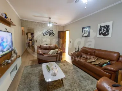 Casa com 4 Quartos à venda, 225m² no Vila Yolanda, Osasco