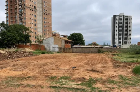 Lote/Terreno à venda, 360m² no Vila Margarida, Campo Grande