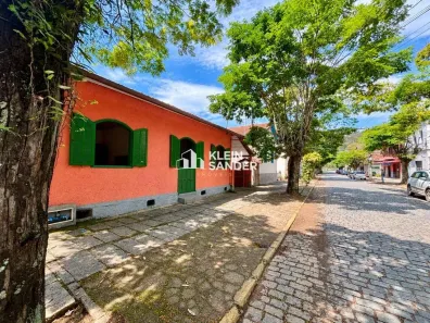 Casa com 3 Quartos à venda, 230m² no Amparo, Nova Friburgo