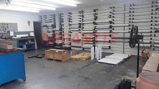 Imóvel Comercial à venda, 304m² no Vila Nivi, São Paulo