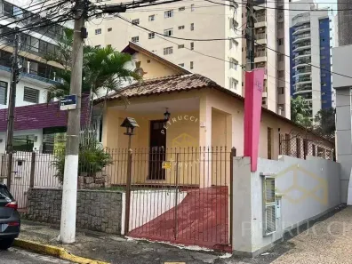 Imóvel Comercial com 4 Quartos para alugar, 180m² no Cambuí, Campinas