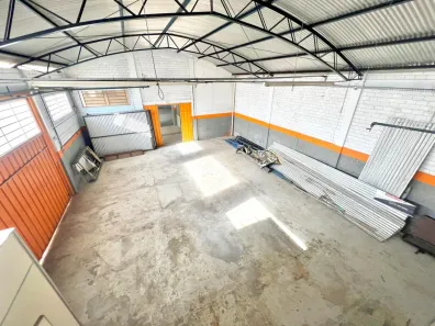 Galpão/Depósito/Armazém à venda, 700m² no Jardim América, São Leopoldo