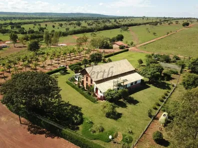 com 5 Quartos à venda, 3023m² no Centro, Boituva
