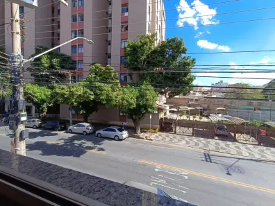 Casa com 4 Quartos à venda, 360m² no Santa Efigênia, Belo Horizonte
