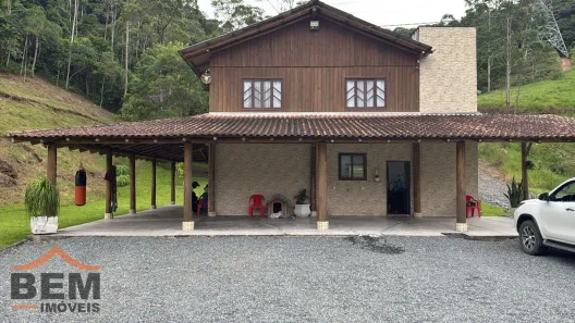 Fazenda/Sítio com 3 Quartos à venda, 85m² no Belchior Alto, Gaspar