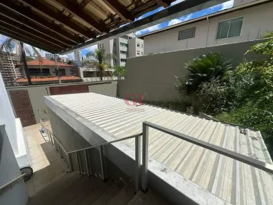 Casa com 9 Quartos para alugar, 720m² no Santa Lúcia, Belo Horizonte